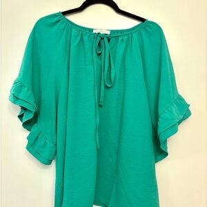 Ces femme Green Ruffle Sleeve Blouse